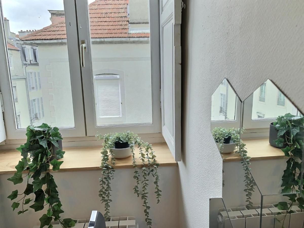 Wonderhost, Au Calme En Hypercentre Avec Parking Apartment Pau Luaran gambar